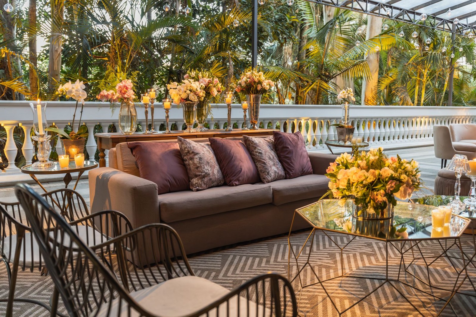 Commercial Outdoor Furniture Warranty: What's Actually Covered? — SOLAIREVA factory quality