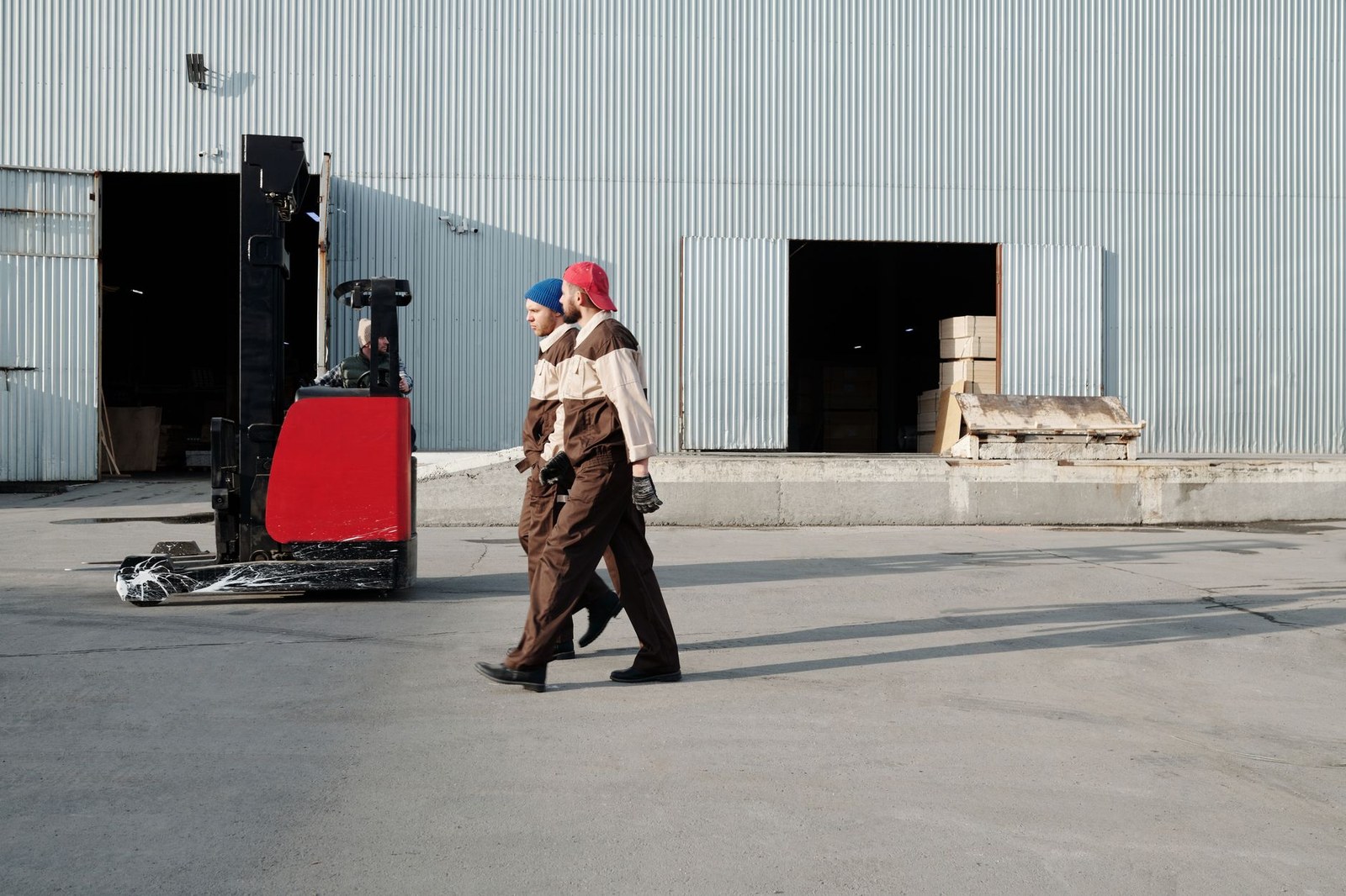 SOLAIREVA 16,000m² factory tour