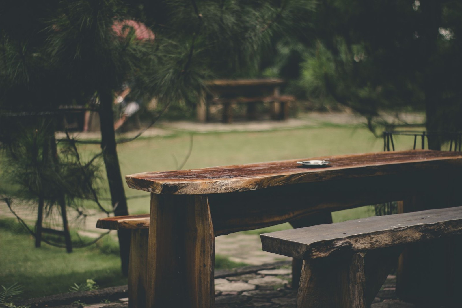 Selecting UV-Resistant Materials for Outdoor Furniture
