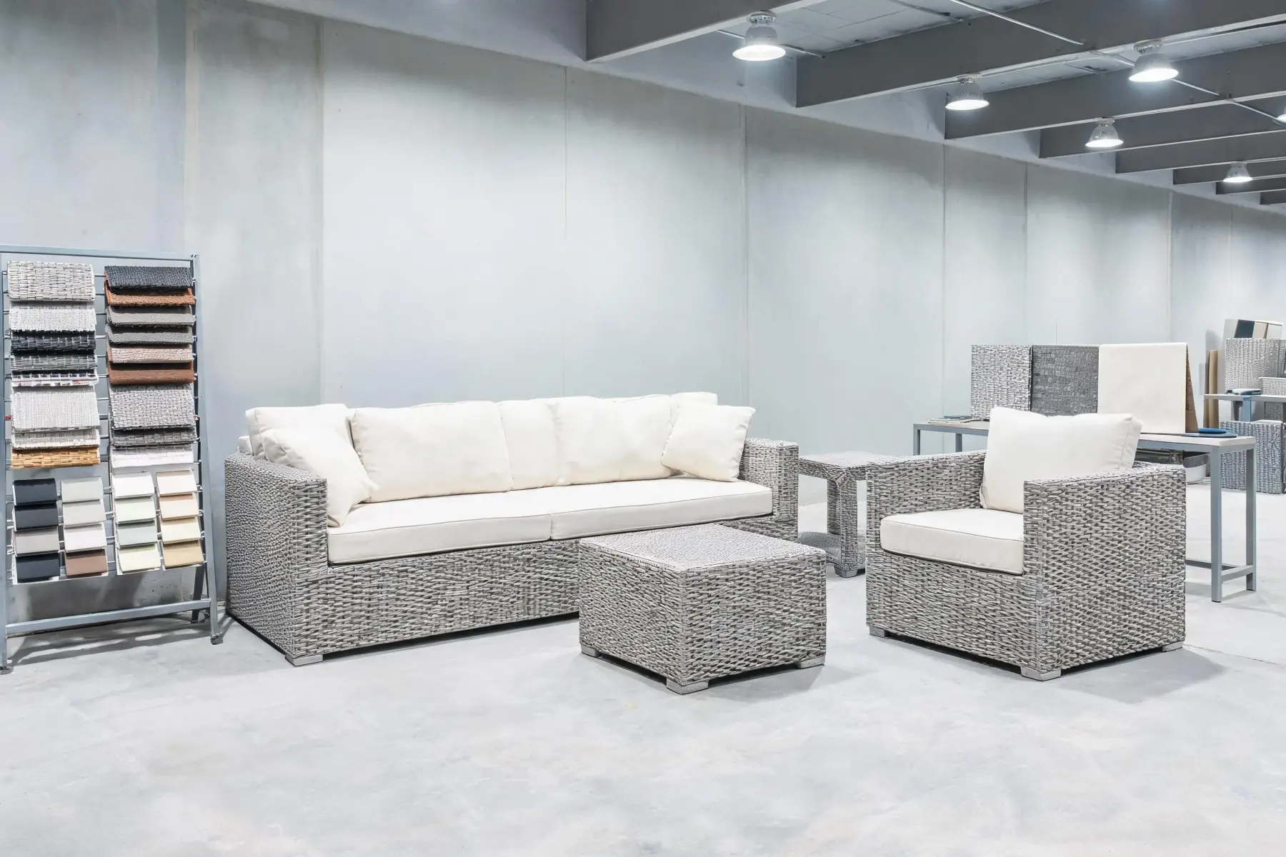 SOLAIREVA’s hospitality-grade PE Rattan sample room ensures approved finish consistency.