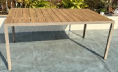 SV-F0201 طاولة طعام خارجية من ألومنيوم · تصميم بشرائح
