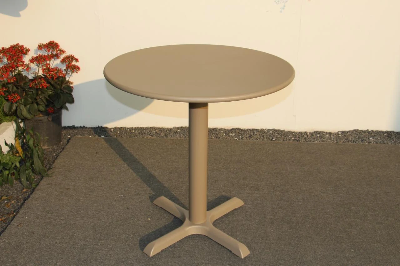 SV-F0225 طاولة طعام خارجية من فولاذ · سطح دائري