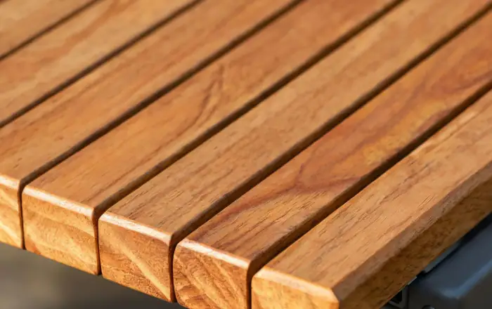 Teak tabletop detail